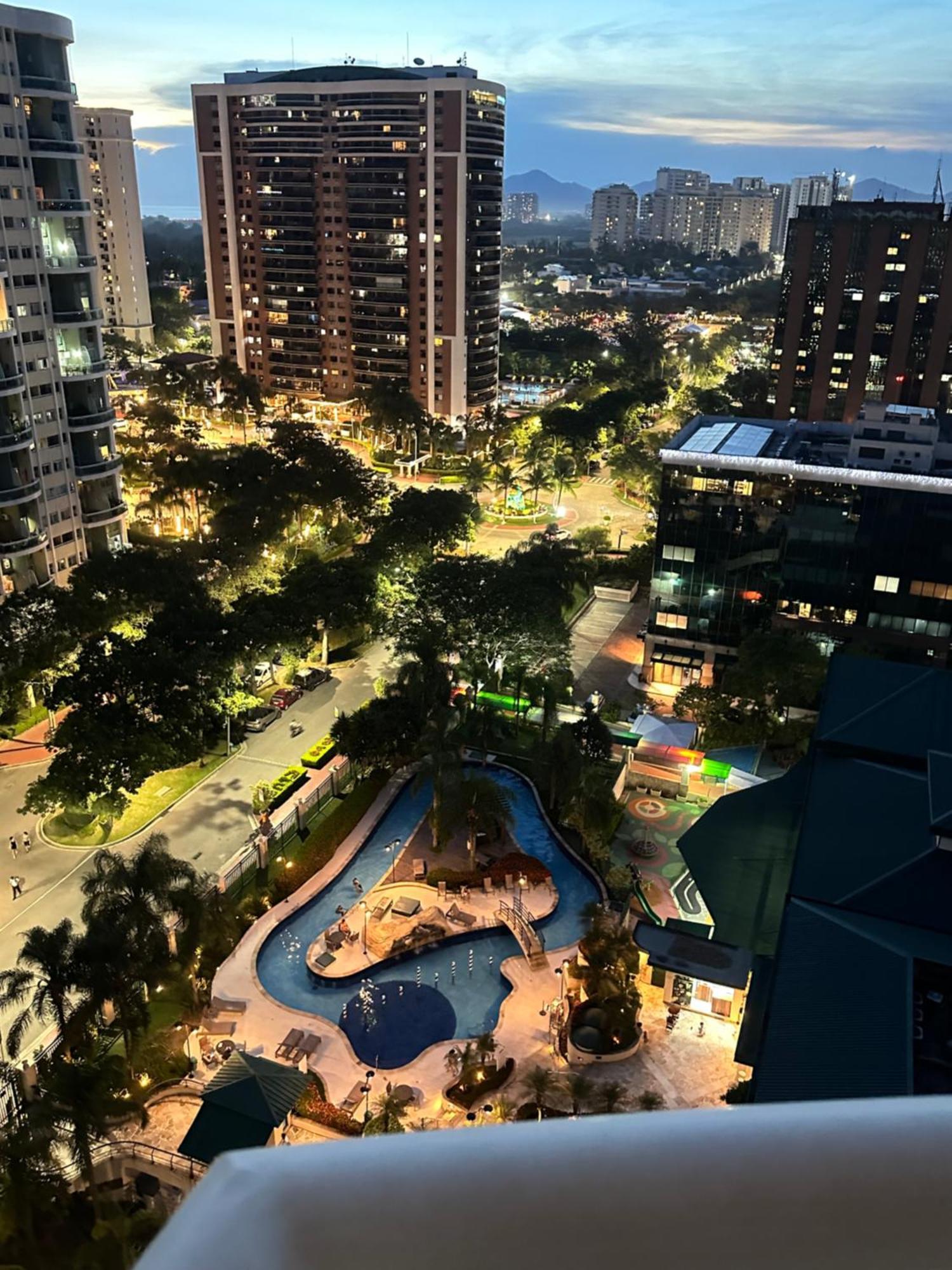 Barra Da Tijuca - 9 - Flat Premium Com Cozinha, Fogao Cooktop, Geladeira Grande, Smart Tv Grande, Lindo E Muitissimo Confortavel, Balsa Para A Praia Gratis E Estacionamento Gratuito Rio de Janeiro Exterior foto